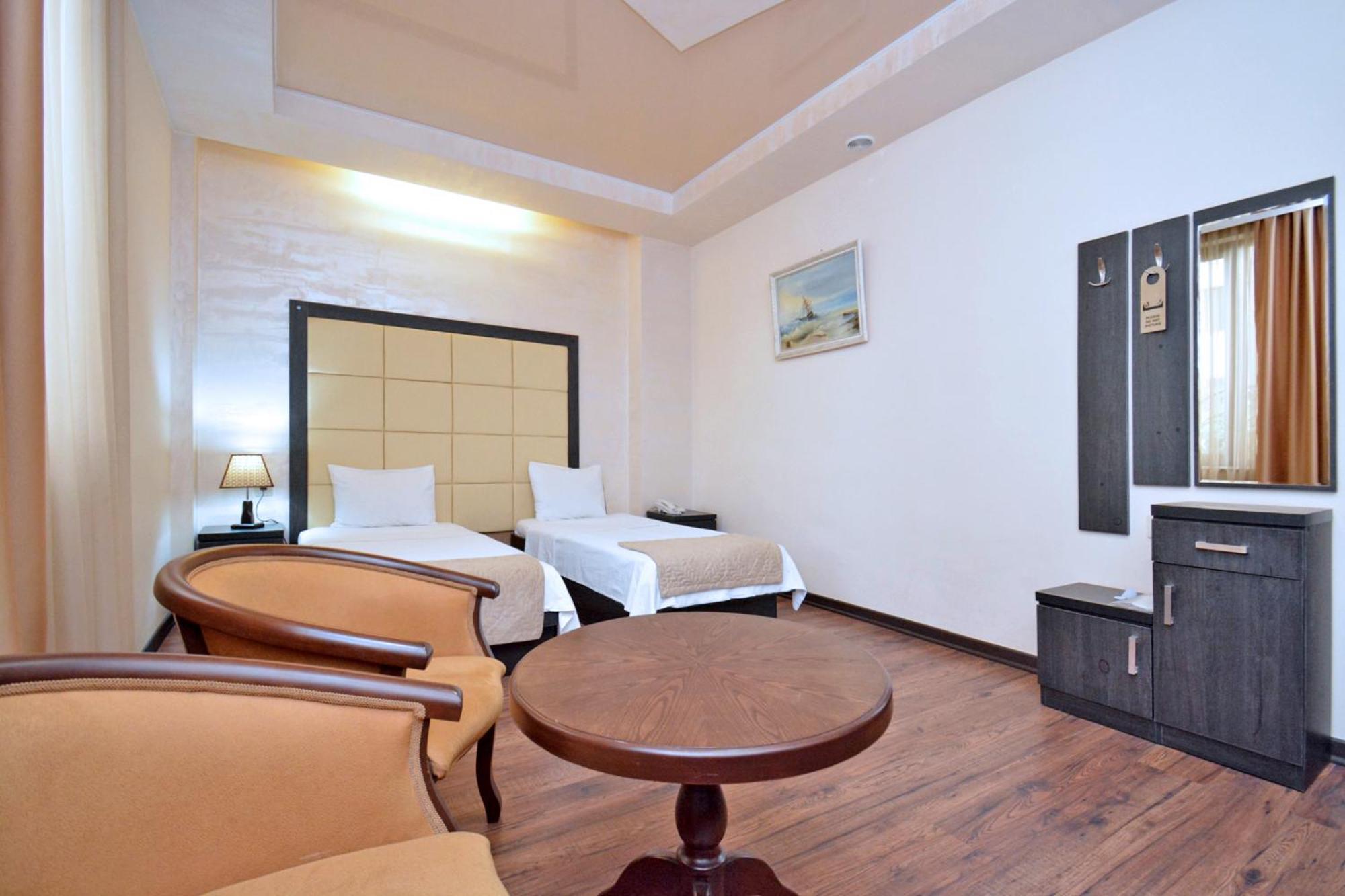 Partez Hotel Єреван Екстер'єр фото